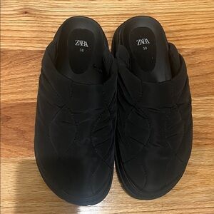 Zara Black Quilted Mules